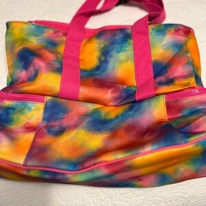 Colorful Tote with Insulated Bottom